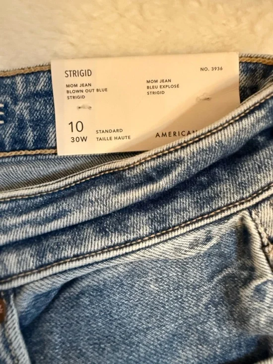American Eagle Mom Jeans - Picture 5 of 5